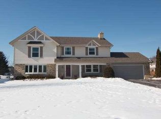 5412 Count Dr, Racine, WI 53402