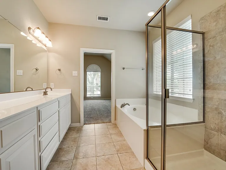 6072 Wallis Dr — Photo 24