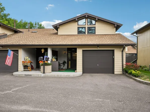 1748 McKnight Rd N #24, Maplewood, MN 55109