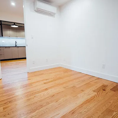 Rented by Nooklyn NYC LLC | media 64