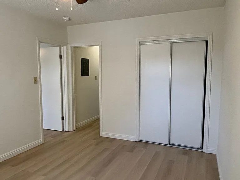 5245 Via San Delarro St #B — Photo 10
