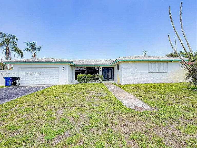 1650 NW 26th Ter — Photo 26