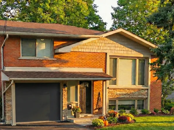 50 Scenic Dr, Kitchener, ON N2A 2P6