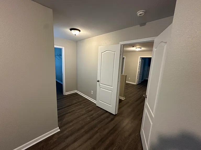 106 Cloverbrook Dr — Photo 42