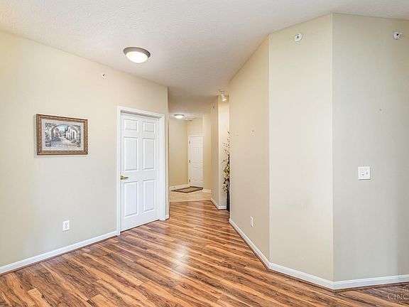 5th image of 3538 Chestnut Park Ln