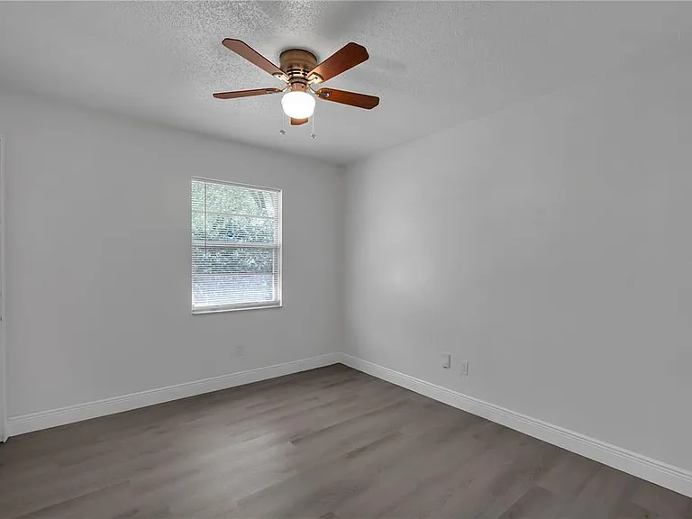 2930 Slippery Rock Ave — Photo 16