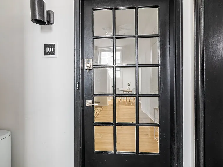 The Gallery Apartments — Photo 77