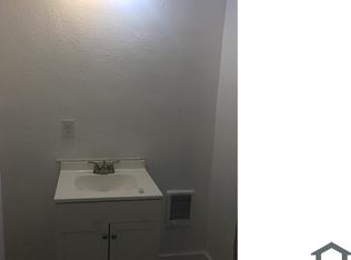 713 W Adams St APT 2, Muncie, IN 47305