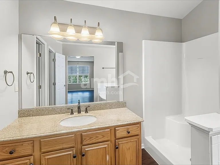 10529 Williamswoods Dr — Photo 11