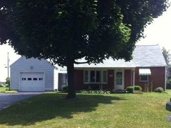 14 Terrace Pl, New Cumberland, PA 17070