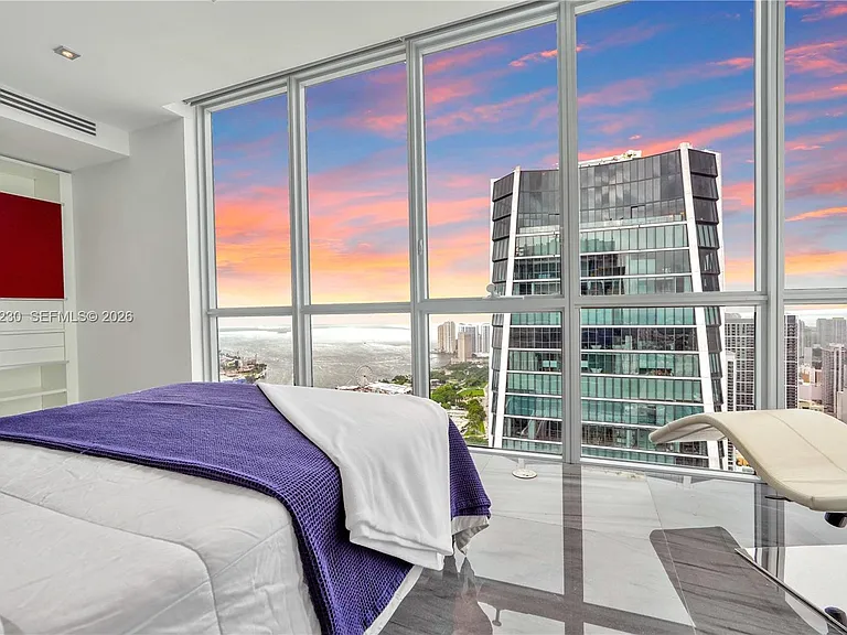 1100 Biscayne Blvd #6001 — Photo 37