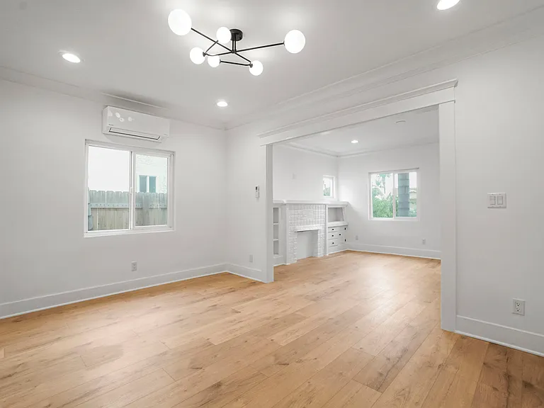 2736 S Sycamore Ave — Photo 9