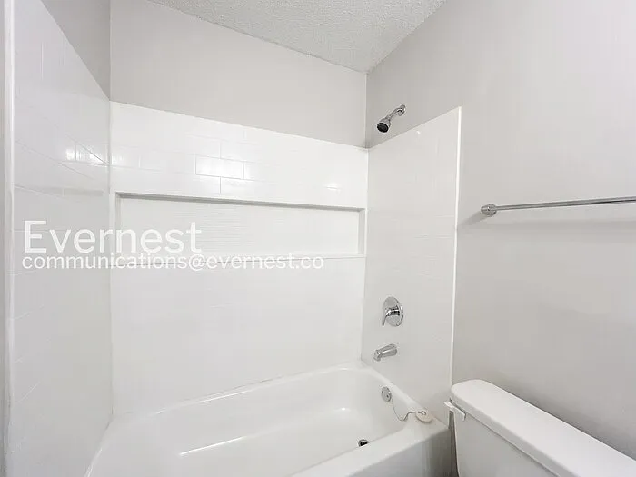 10721 Ridgefield Dr — Photo 10