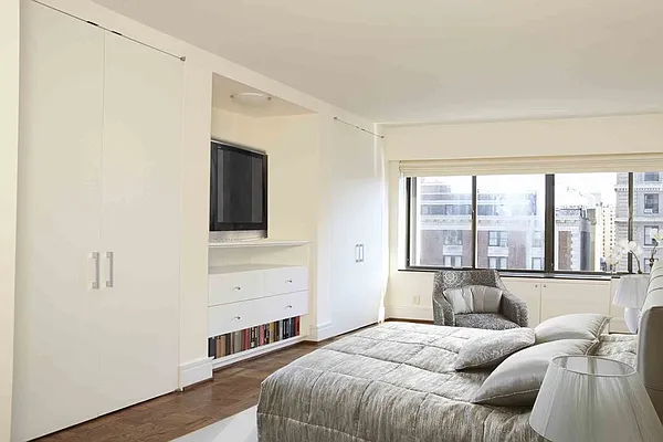 Rented by Stribling | media 27