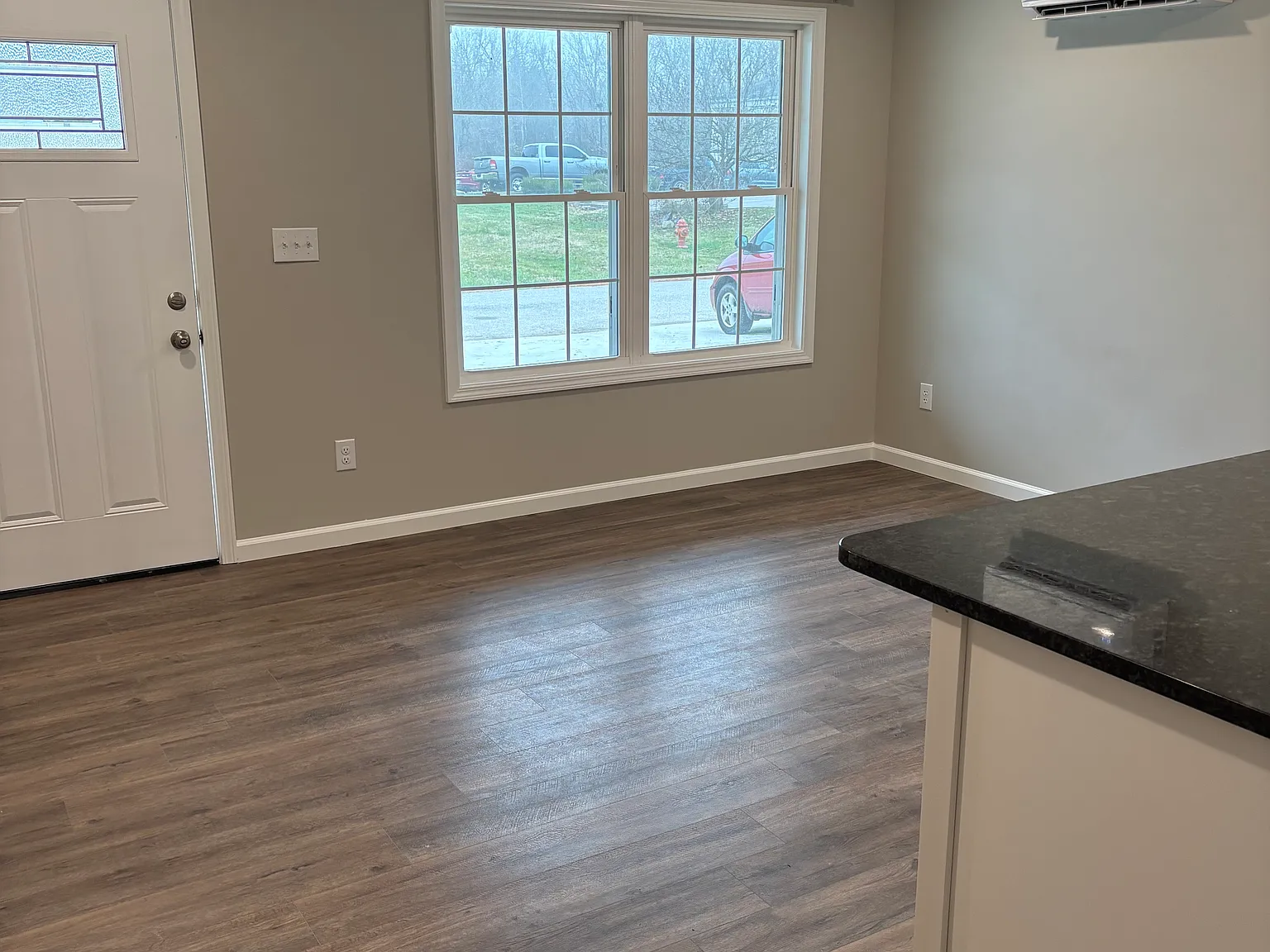 1 bed, 550 sqft, $950 — Photo 3