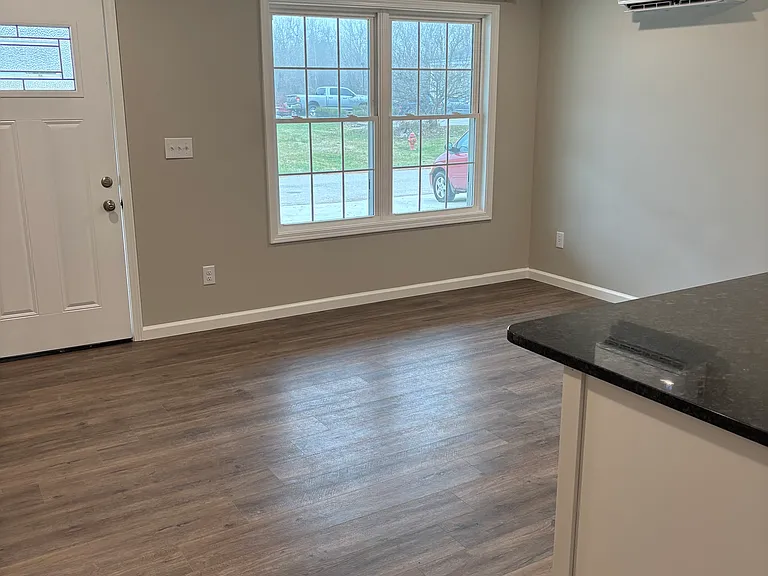 2511 Q St #B — Photo 4