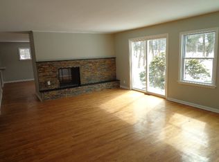 22280 S Woodland Rd, Shaker Hts, OH 44122