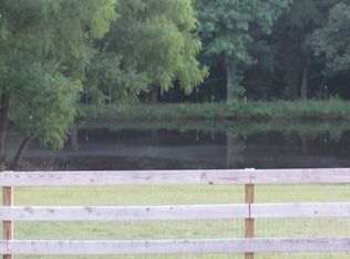 1249 Travis Rd, Courtland, MS 38620