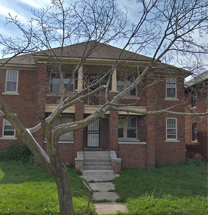 1st image of 2925 W Buena Vista St APT 2