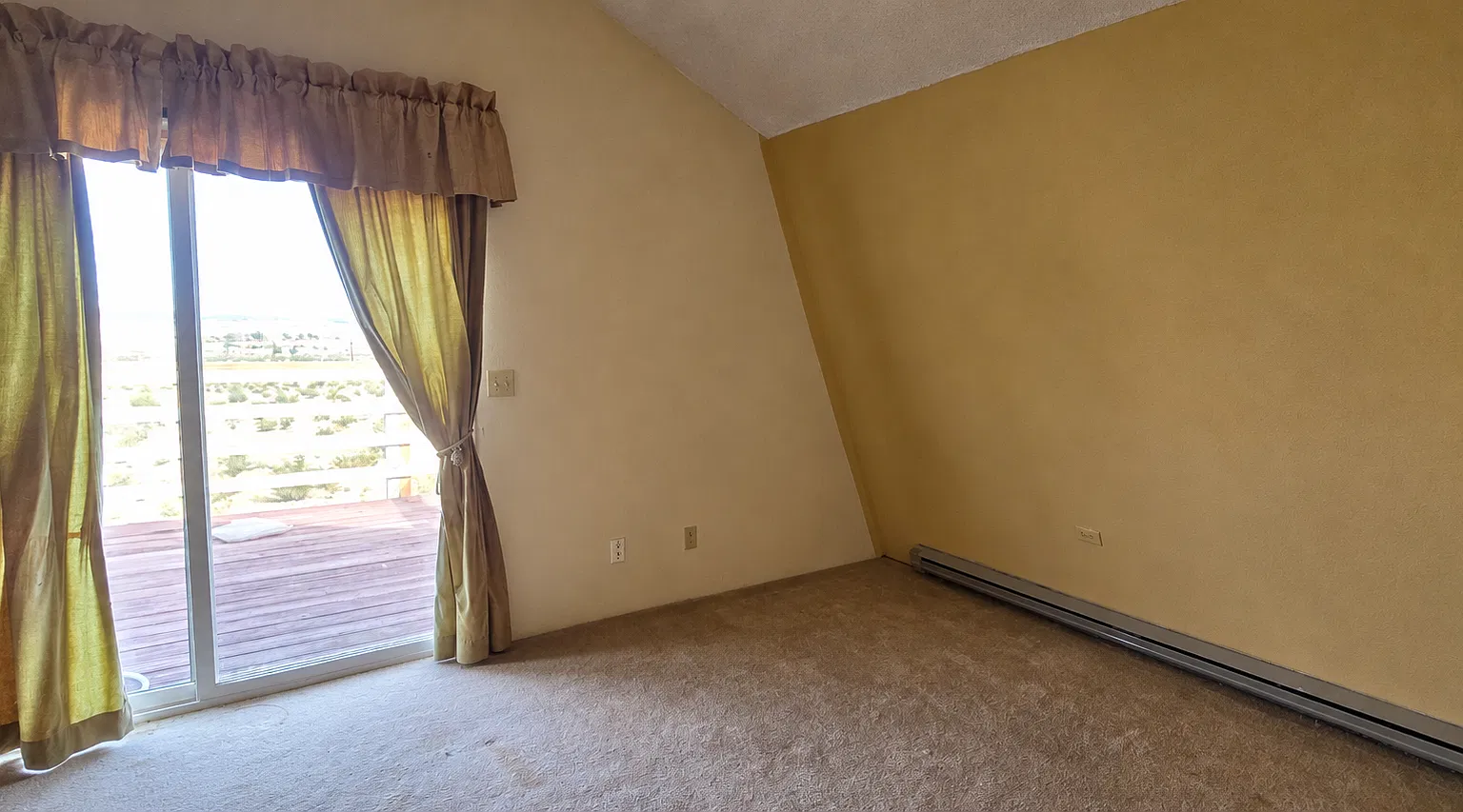 4 bed, 3784 sqft, $2,338 — Photo 4