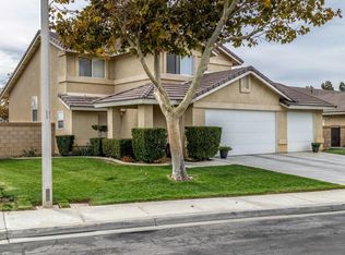 2124 Lightcap St, Lancaster, CA 93535