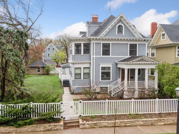 632 Lincoln Ave, Saint Paul, MN 55105