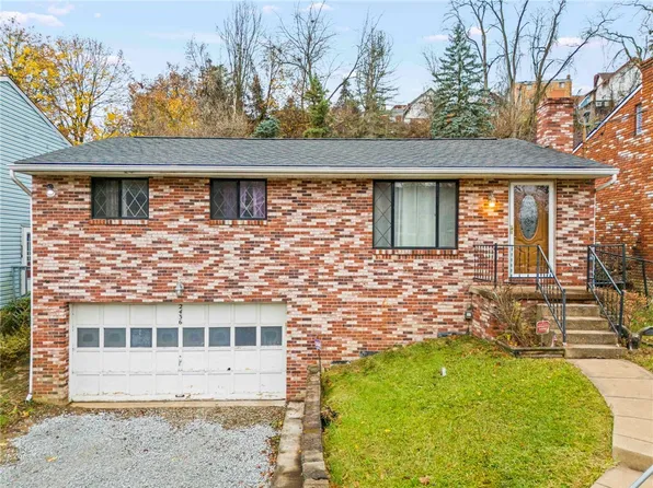 2436 Glenroy St, Pittsburgh, PA 15210