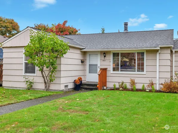 3822 50th Avenue SW, Seattle, WA 98116