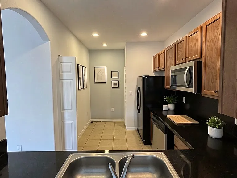 161 Monterey Bay Dr — Photo 4