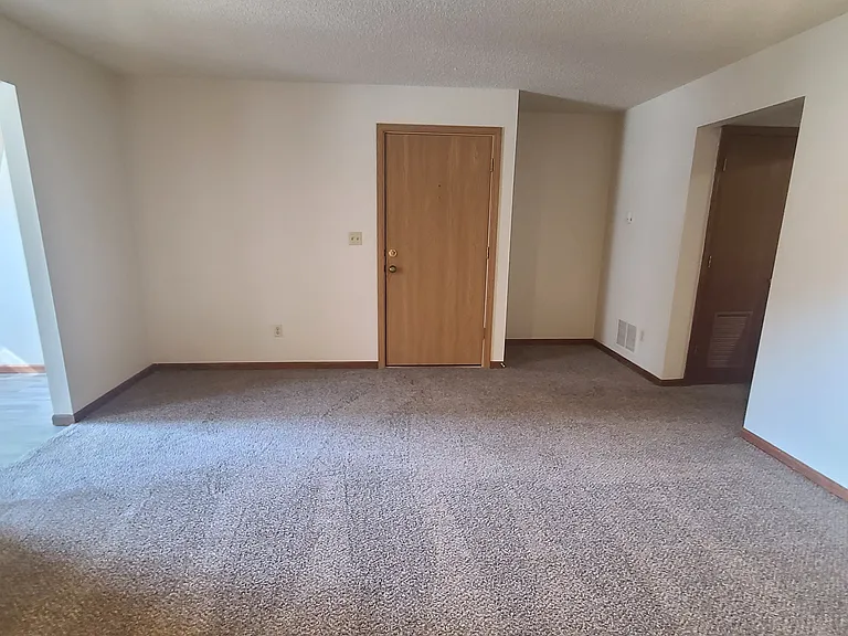 159 NW Zaun Ave #159 — Photo 3