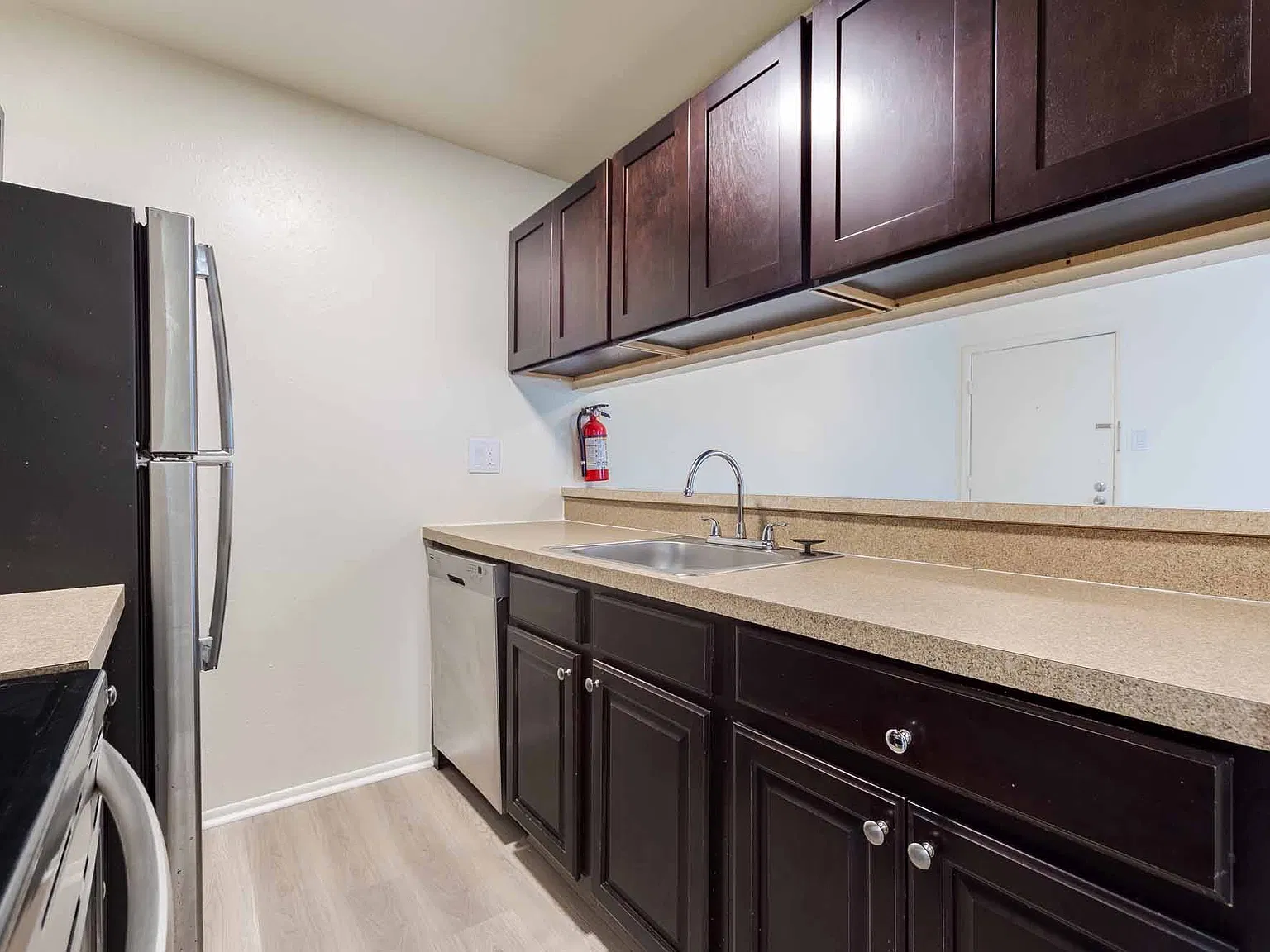 Forest Creek Apartments — Photo 3