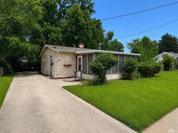 315 S 35th St, South Bend, IN 46615