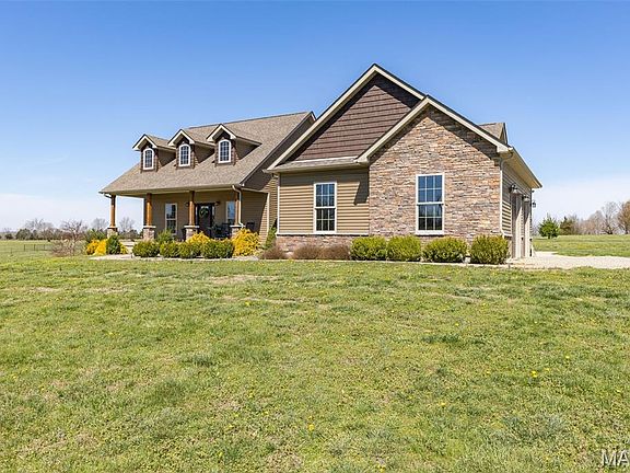 2nd image of 5909 Feezor Rd