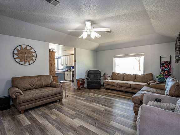 5th image of 735 Willow Grove Rd