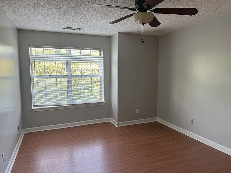 430 Delaware Ave #214 — Photo 7