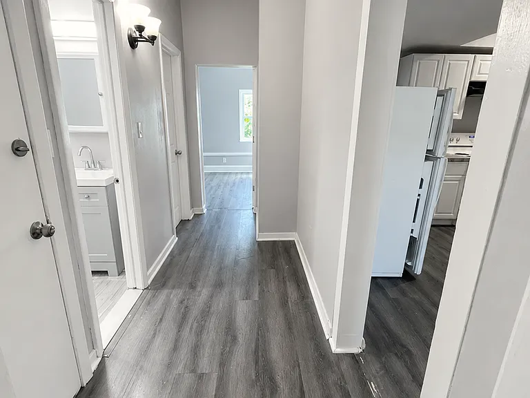 219 S Orchard St #2 — Photo 6