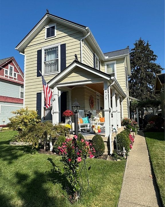1st image of 435 Montgomery St