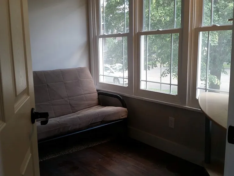 936 Drake St — Photo 20