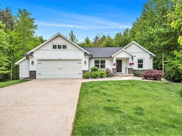 6920 Pinestead Ct, Allendale, MI 49401