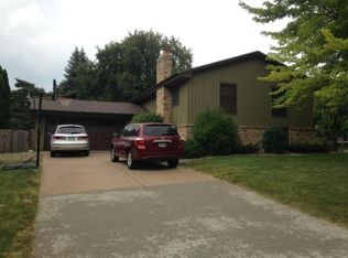 9936 Nord Rd, Bloomington, MN 55437