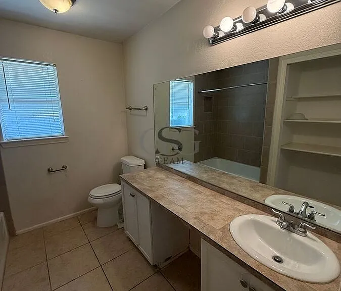 5802 Oak Country Way — Photo 13