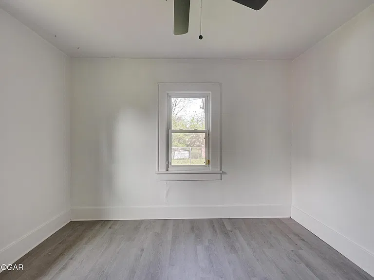 2212 Bird Ave — Photo 14