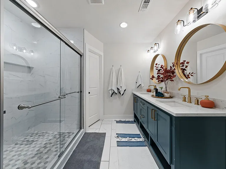 16502 Fox Knl — Photo 46
