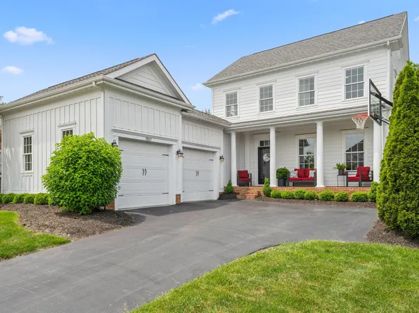 7807 Straits Ln, New Albany, OH 43054