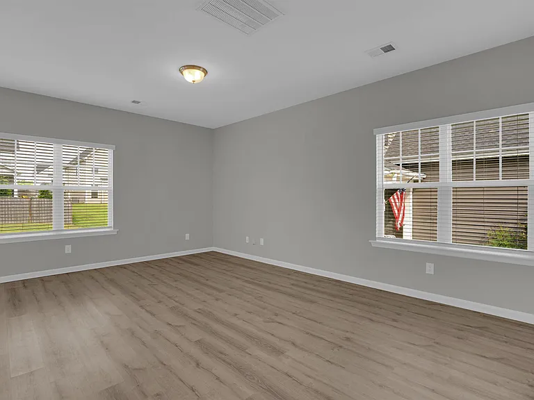 1106 Bergenfield Ln — Photo 12