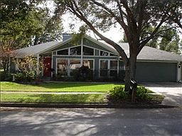 1st image of 1723 Golfside Dr