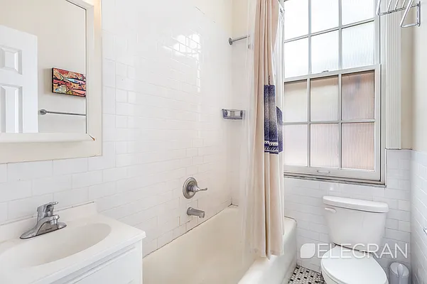 Rented by (Legacy) Elegran | media 12