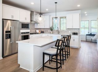 103 Beacon Ct, Royersford, PA 19468