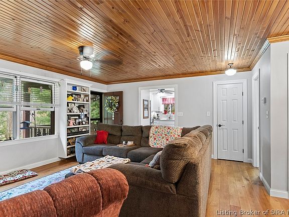 5th image of 3035 E County Road 500 S