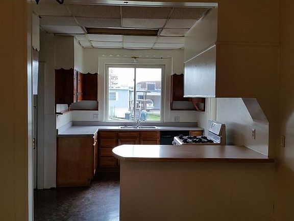 5th image of 3308 Emerson Ave